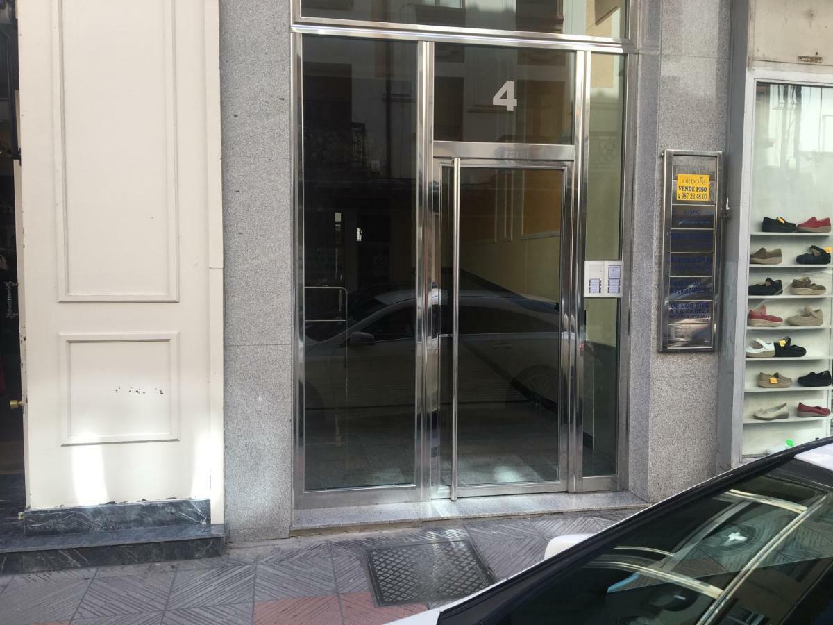 Apartamentos Gyc Viviendas Gold León Zewnętrze zdjęcie