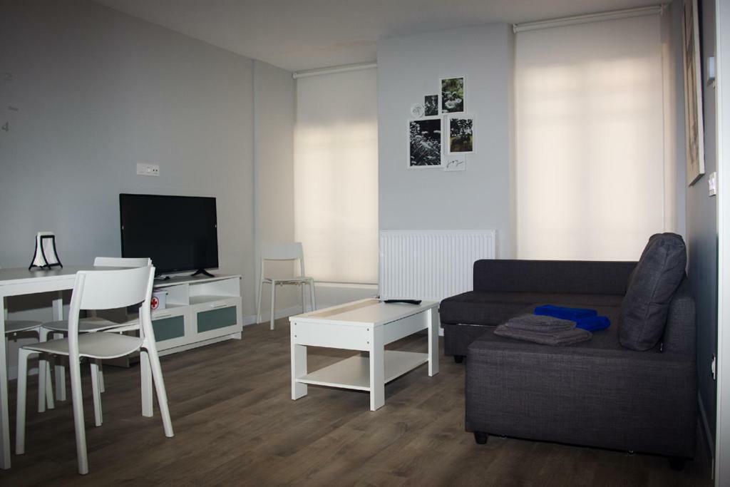 Apartamentos Gyc Viviendas Gold León Zewnętrze zdjęcie