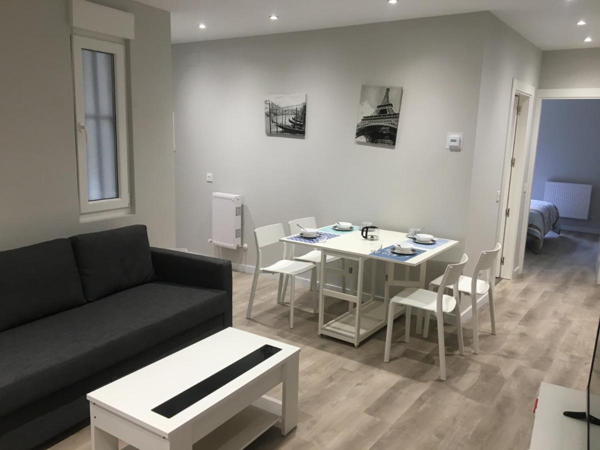 Apartamentos Gyc Viviendas Gold León Zewnętrze zdjęcie