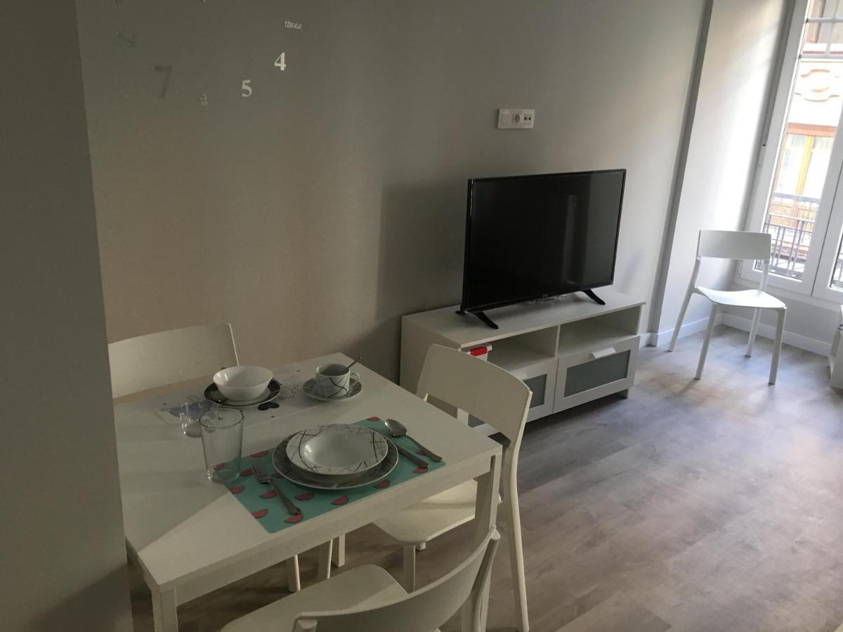 Apartamentos Gyc Viviendas Gold León Zewnętrze zdjęcie